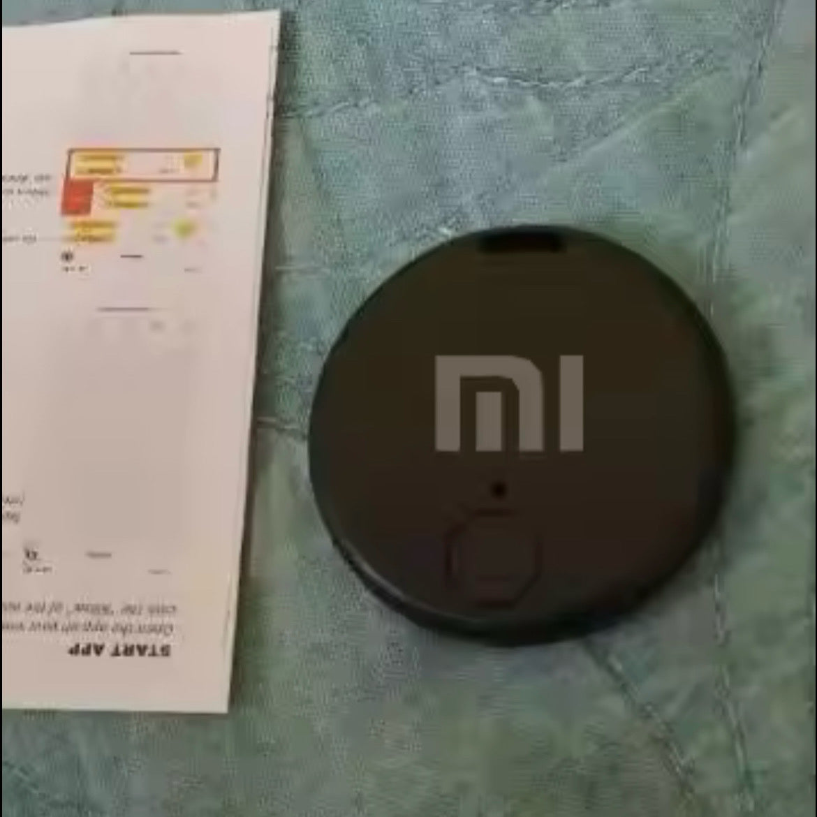 "החתול שלי תמיד מנצל הזדמנות כשהדלת פתוחה וחומק החוצה. מאז ששמתי לו את הגלאי הקטן הזה על הקולר אני רגועה לחלוטין. האפליקציה מזהה את האות במהירות ואני מוצאת אותו בגינה תוך שניה." | מיטב פ.